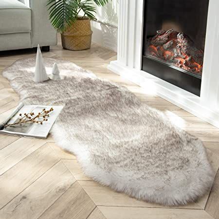 Ashler Home Deco Ultra Soft Faux Fox Fur Rug White Brown Fluffy Area