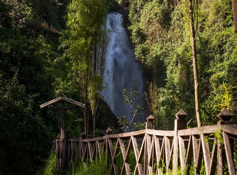 Cascada de Peguche Un Encuentro Mágico con la Naturaleza