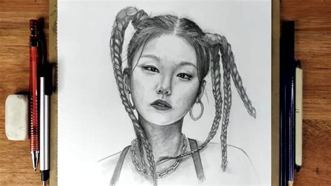 Itzy Yeji Drawing With Graphite Pencil Youtube