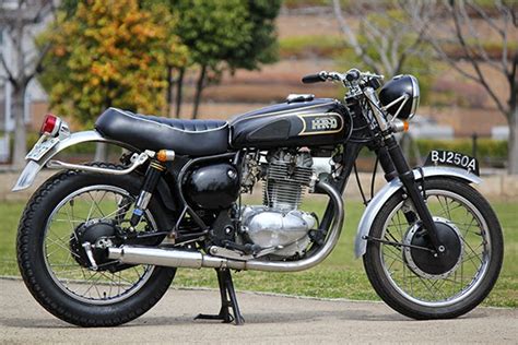 Planet Japan Blog Kawasaki Estrella Vintage By Motor Garage Goods