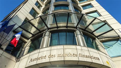 Pour ses 20 ans l AMF appelle à un renforcement de la supervision