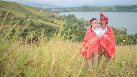 Ragam Pakaian Adat Sumatera Utara Dan Ciri Khasnya Dari Batak Toba