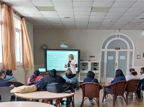 La Creueta I La Sardana Reben A Alumnes Dintegraci Social I De