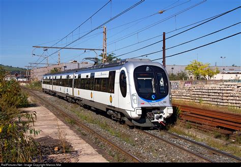 Railpicturesnet Photo 956 Euskotren Caf Serie 950 At Asua Erandio