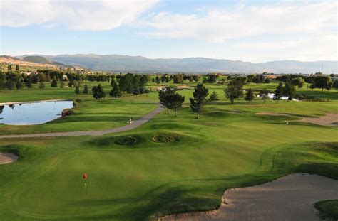 Featured Golf Course - Kelowna Springs Golf Club - Golf Kelowna