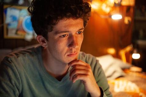 cum sa vinzi droguri  sezonul  anul acesta pe netflix blog