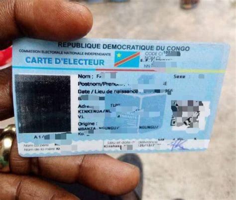 Beni Faute D Crits Lisibles Sur La Carte D Lecteur Un Militaire