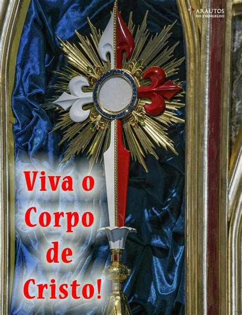 An Image Of A Cross With The Words Vive O Corpo De Cristoo