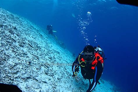 Diving at Mataking Island - Malaysia Asia