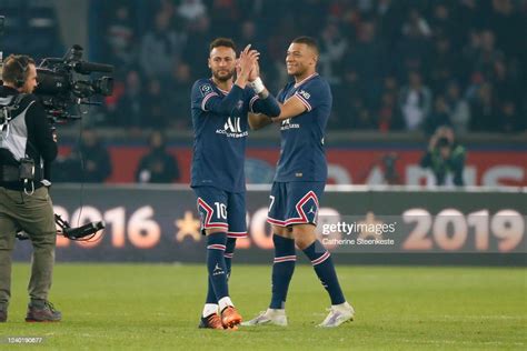 Neymar Jr Of Paris Saint Germain And Kylian Mbappe Of Paris News