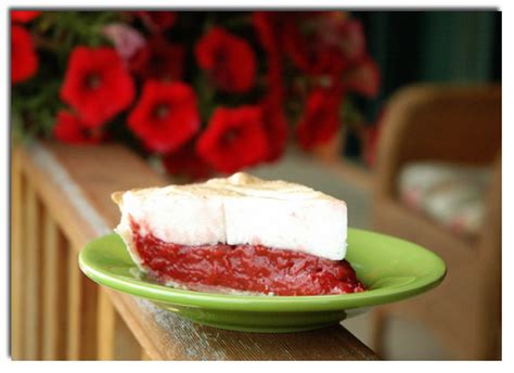 Strawberry Meringue Pie A K A Lovebird Pie Tasty Kitchen A Happy