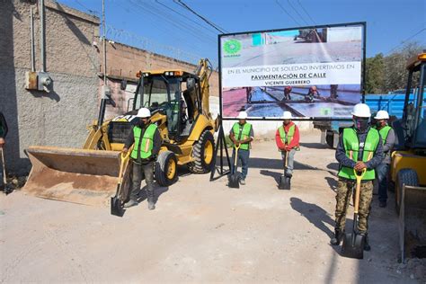 ALCALDESA DIO BANDERAZO AL ARRANQUE DE OBRA DE PAVIMENTACIÓN EN