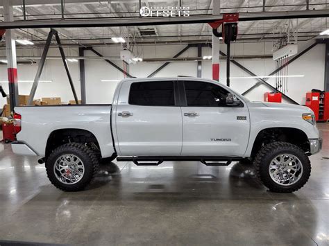 2021 Toyota Tundra With 20x12 44 Hardrock Slammer Xposed And 35 12