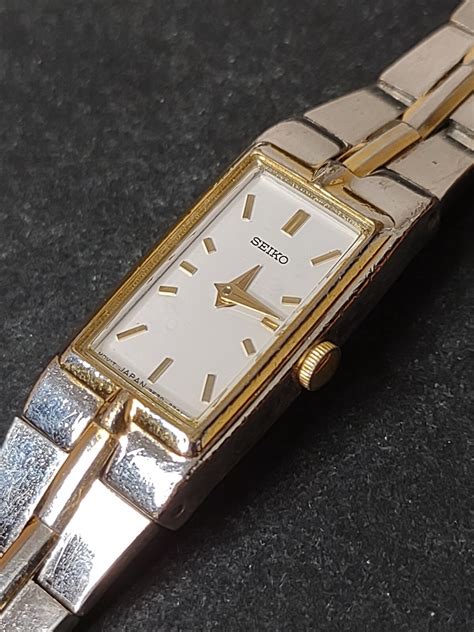 Untested Cute Two Tone Seiko Watch With White Dial - Gem
