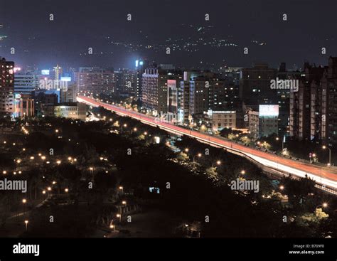 city and street night view Stock Photo - Alamy