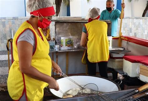 Notícia Prefeitura autoriza retorno do consumo de alimentos dentro do