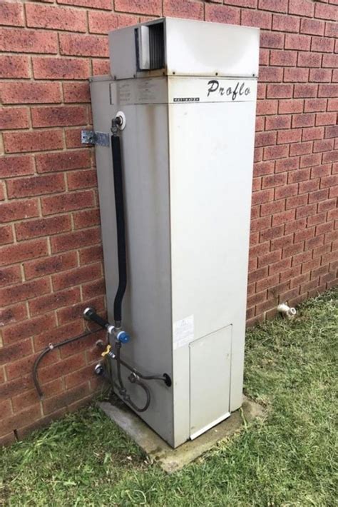 Case Study Aquamax Gas Hot Water System Install The Hot Water Man