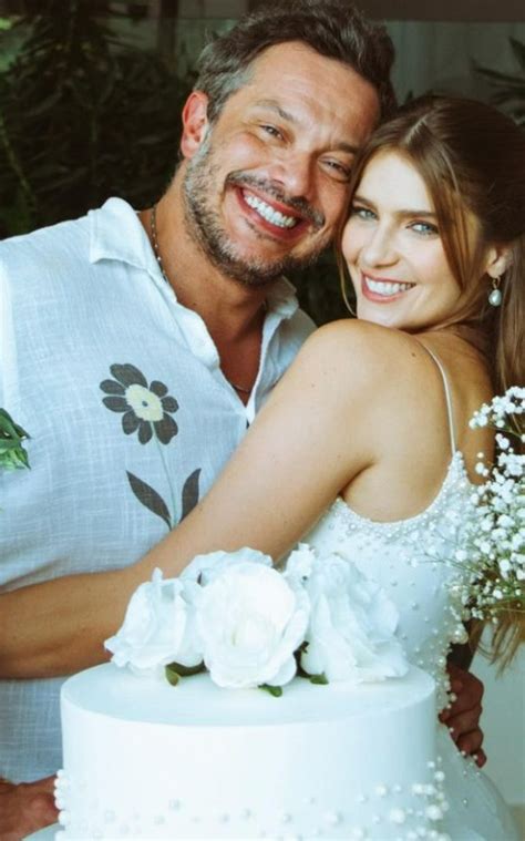 Isabella Santoni Se Casa No Civil Henrique Blecher Celebridades