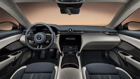 Maserati Granturismo As Luce El Interior Del Coche