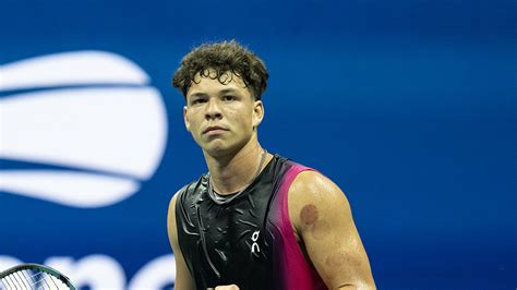 US Open TV viewers notice large red marks on Ben Shelton during epic win over Frances Tiafoe in ...