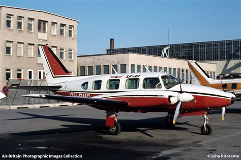 Aviation Photographs Of Piper Pa Navajo Abpic