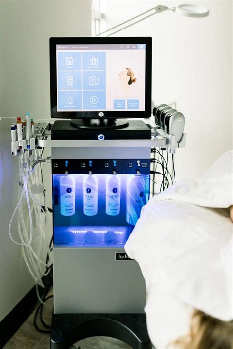 Keravive Scalp Treatment in Clarksville, TN | Bella MedSpa