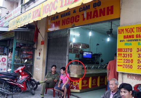 Tiem Vang Ngoc Quang Bi Cuop Flash Sales Emergencydentistry