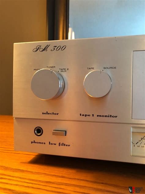 Refurbished Marantz Pm Integrated Amplifier Vu Meters Photo