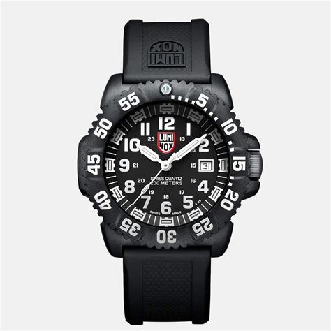 22 Best Dive Watches for Men Perfect for the Water or a Night on the Town