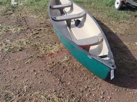 Pelican 155 Canoe Lot 733 Summer Equipment Consignment Auction 7