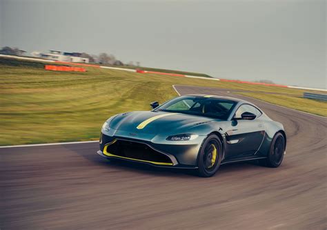 Aston Martin Vantage Amr Caixa Manual De Sete Em Edi O Limitada