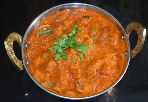 How To Make Restaurant Style Veg Kolhapuri Curry Delishably