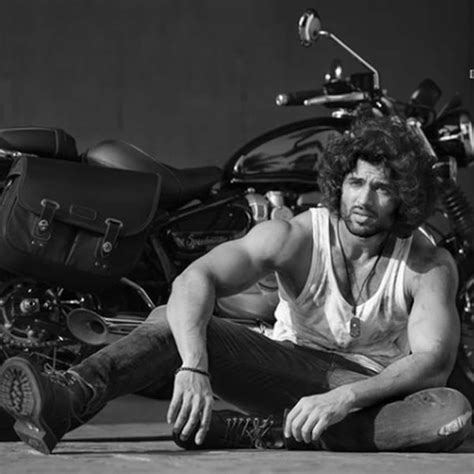 Liger Star Vijay Deverakonda Latest Photoshoot Goes Viral लाइगर स्टार विजय देवरकोंडा का