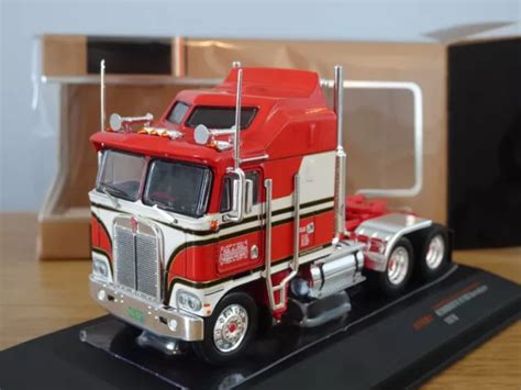 IXO B J The Bear Kenworth K100 Aerodyne 1976 Truck Cab Model 64Tr001