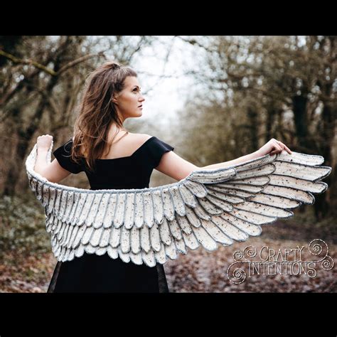 Feather Wing Shawl Crochet Pattern