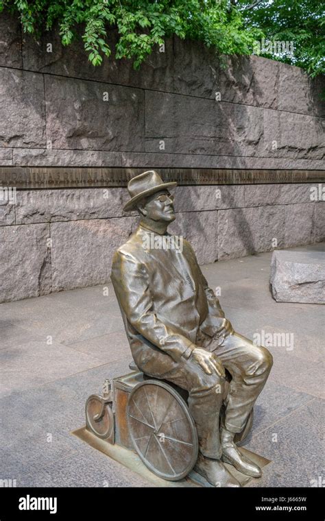 Statue of FDR in his Wheelchair. FDR Memorial, Washington, DC Stock ...