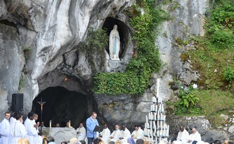 P Lerinage Lourdes La Messe La Grotte En Direct Sur Kto Glise