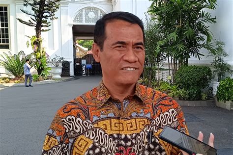 Reshuffle Kabinet Begini Profil Amran Sulaiman Dan Harta Kekayaannya