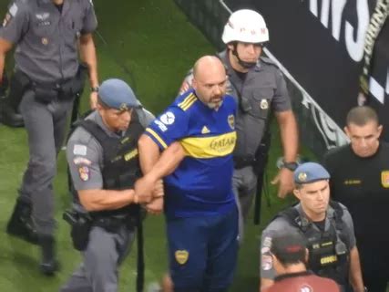 Torcedor do Boca Juniors é detido na Neo Química Arena após imitar um