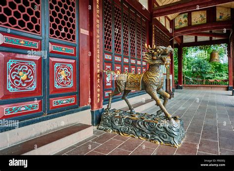 Qingyang Gong Taoist Temple In Chengdu Sichuan China Stock Photo Alamy