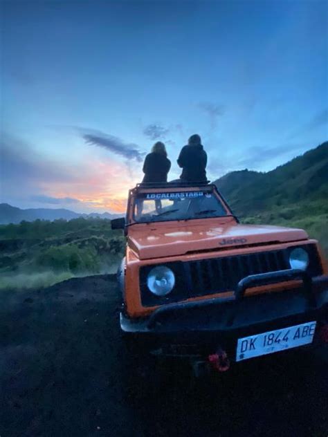 Jeep Sonnenaufgang Berg Batur Schwarze Lava GetYourGuide