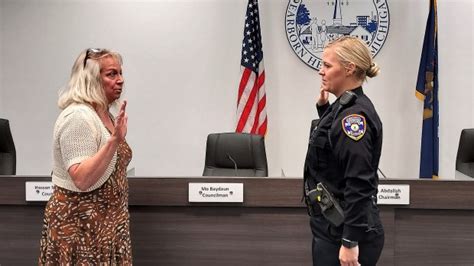 Two Sworn In As Dearborn Heights Police Officers Press And Guide