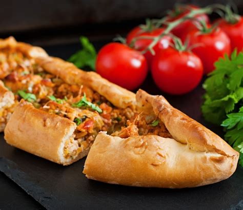 Free Photo Turkish Pide Traditional Food With Beef And Vegetables