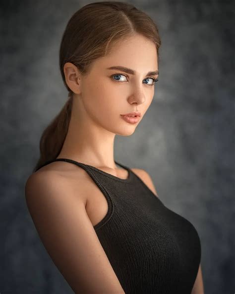 Nastya Yumasheva Chicas Sexy