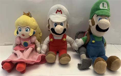 SUPER MARIO BROS Princess Peach Luigis Mansion 10 Plush Stuffed Toy