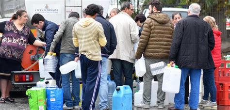 Messina Senz Acqua L Emergenza Continua Green It