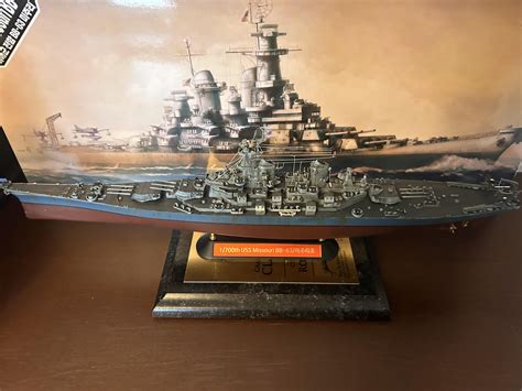 USS Missouri 1/700th scale. First time painting a battle ship. : r ...