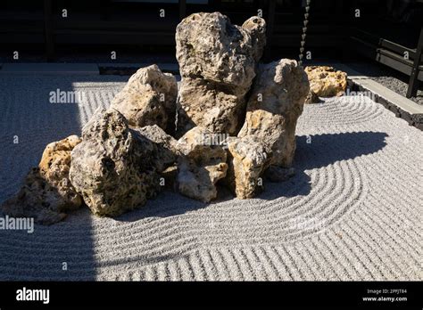 Rock Garden At The Morikami Museum And Japanese Garden Stock Photo Alamy