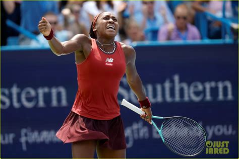 USAs Coco Gauff Defeats World 1 Iga Swiatek At Cincinnati Tennis Open