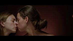 SARA ETIENNE Nude AZNude